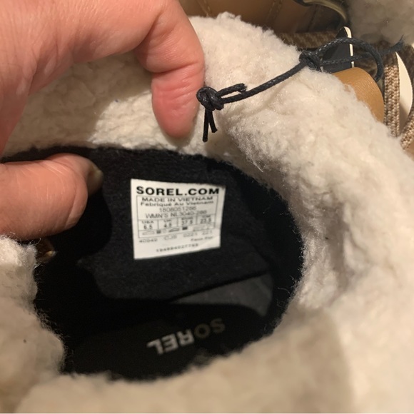 Sorel Carnival Ankle Boots - Picture 4 of 4